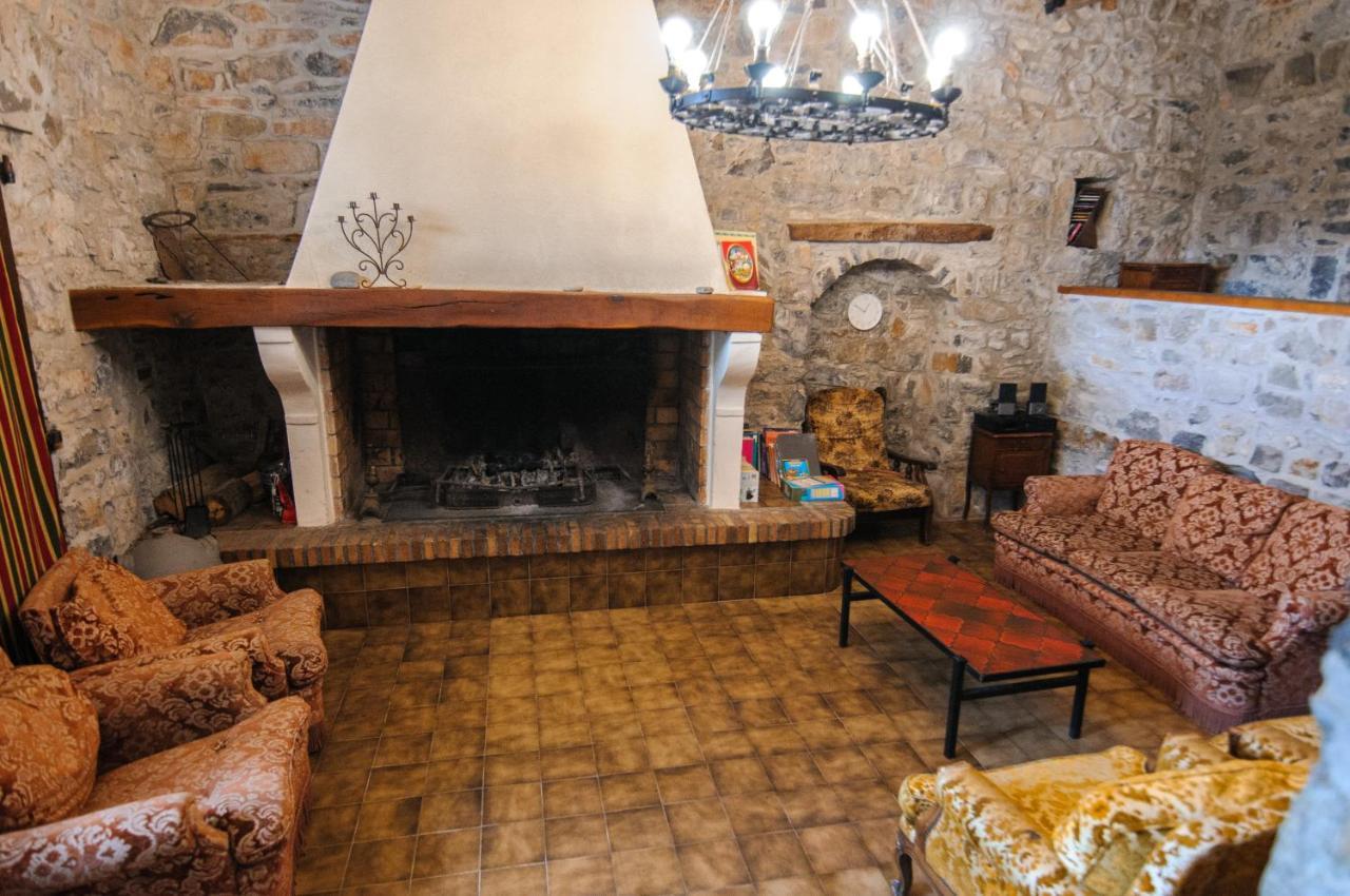 Chateau Le Villarel Brissac エクステリア 写真